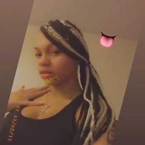 Meet your Posher, Dimara